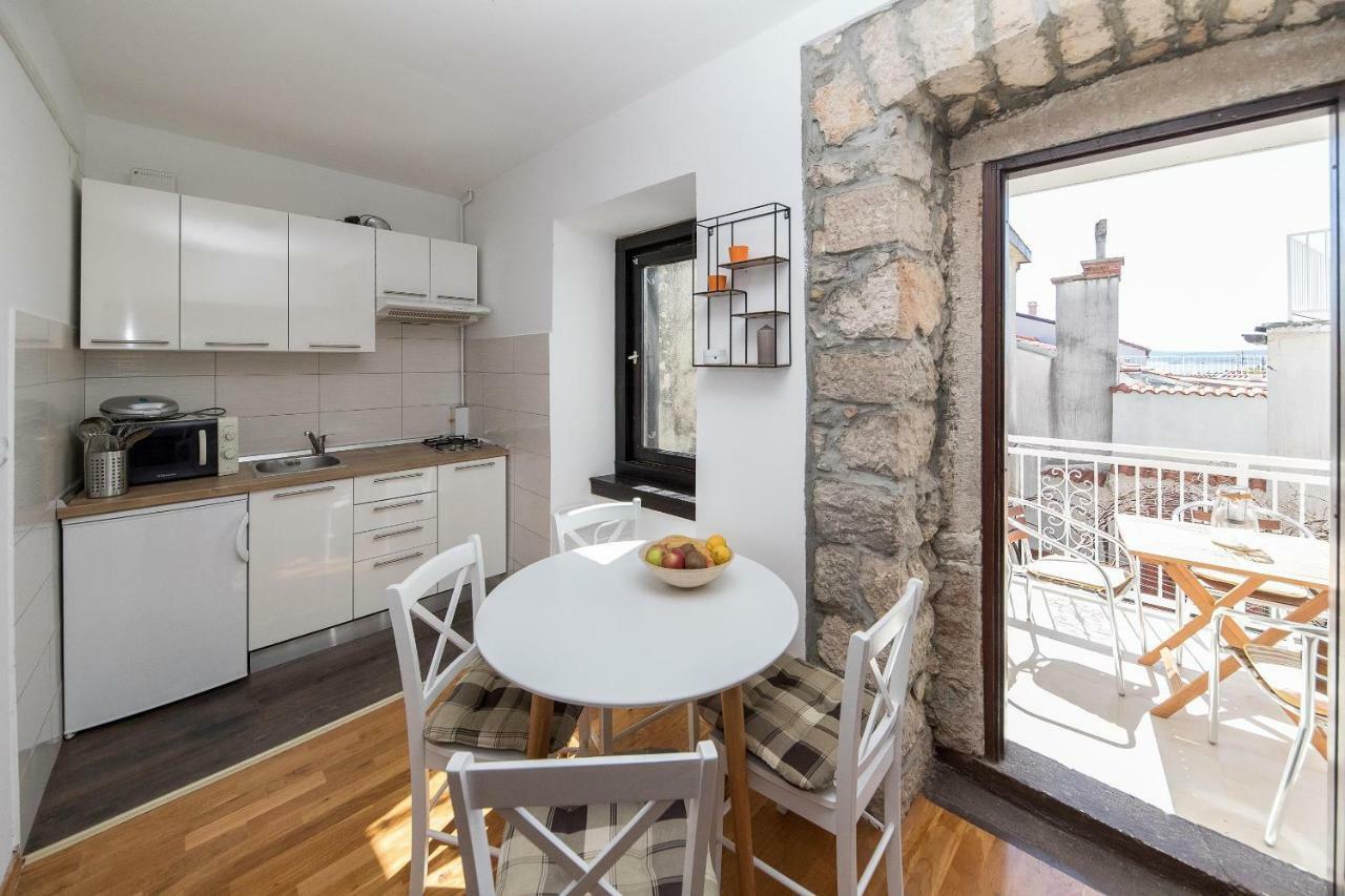 Apartmani Kristina Crikvenica Exterior photo